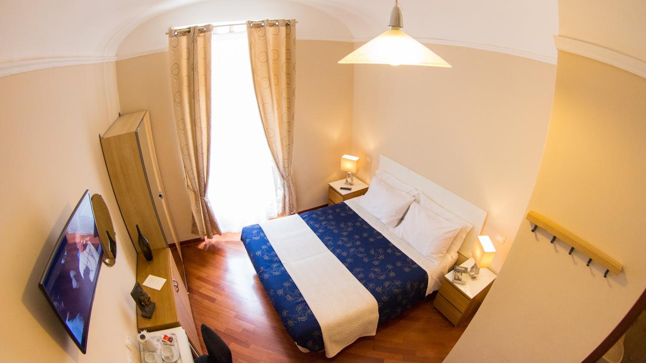 Hotel Martino Ai Monti Rome Luaran gambar