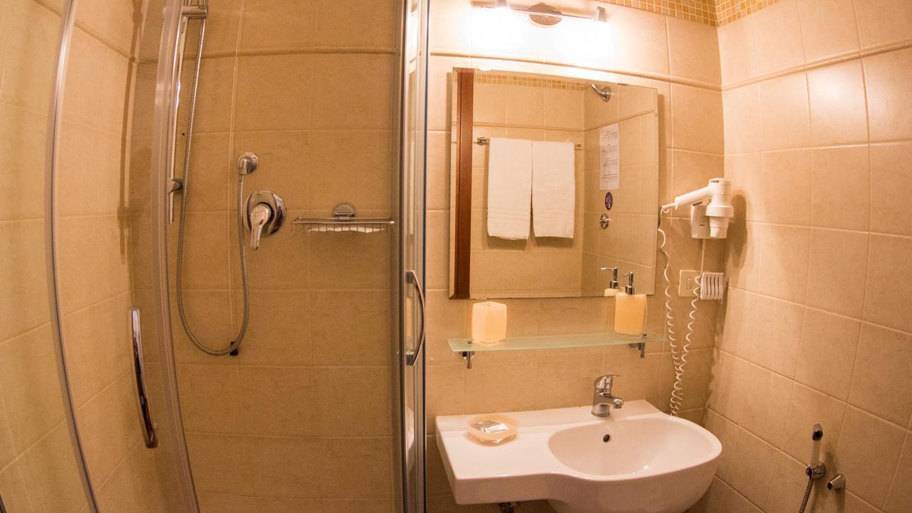 Hotel Martino Ai Monti Rome Luaran gambar